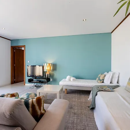 Casa Miró Villa *